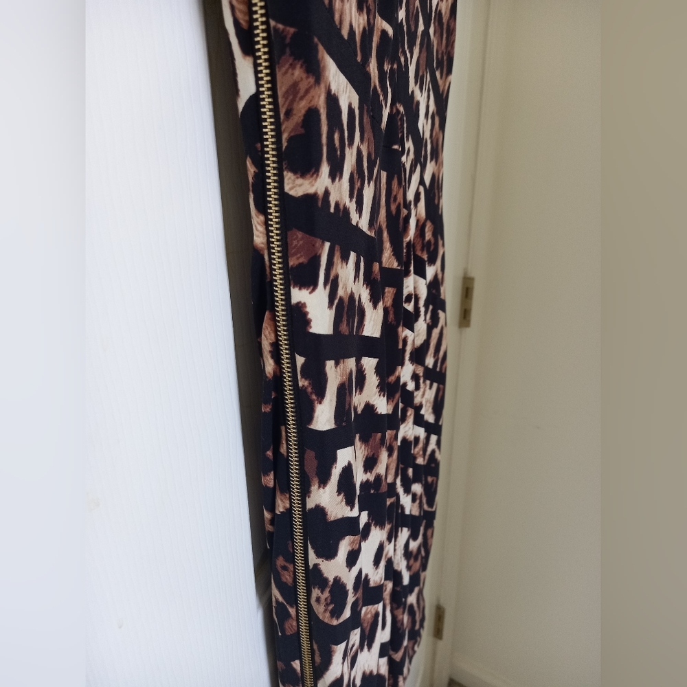 Cache Dresses - Picture 2 of 4